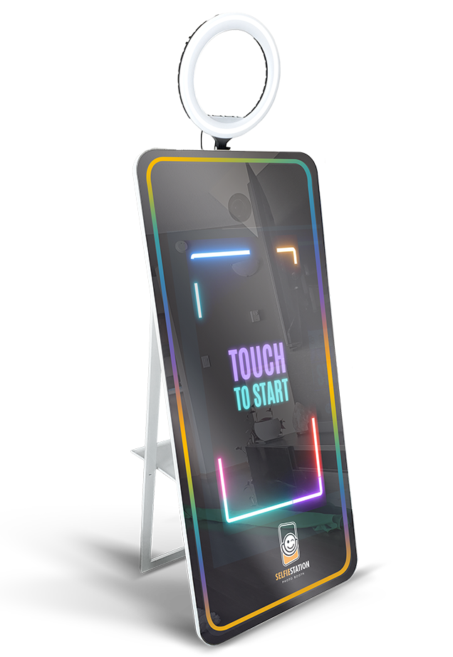 Selfie Station Photobooth Winnipeg Photobooth